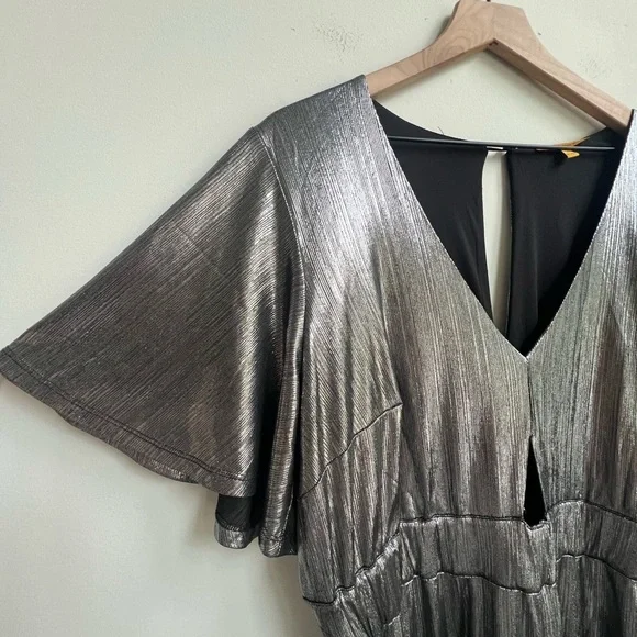 Refinery29 x ELOQUII disco hipster Party Silver Metallic V-Neck Jumpsuit R29 14 - Picture 9 of 16